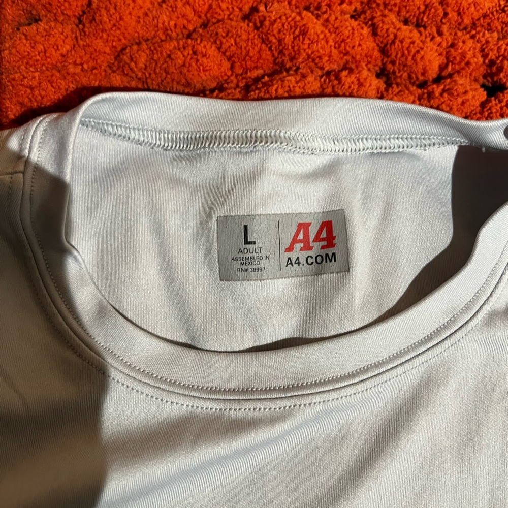 Adults size large gray t shirt